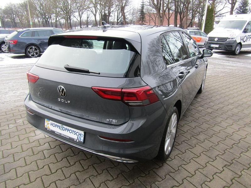 Gebraucht VW Golf VII Style 150 PS (110 kW) 2020 Grau Limousine