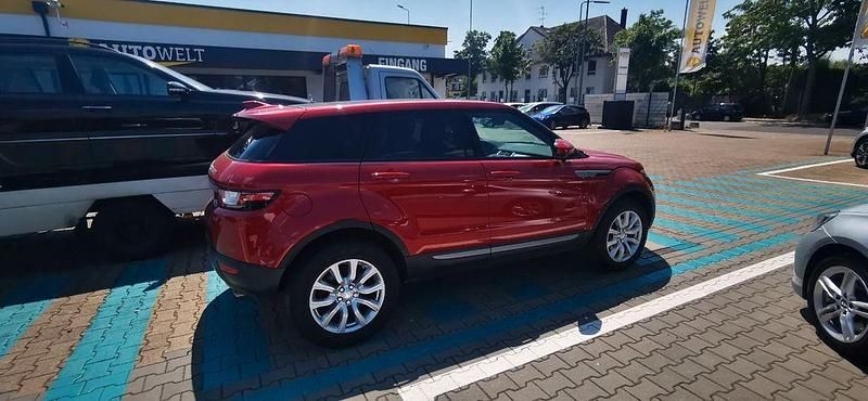 Gebraucht Land Rover Range Rover evoque Skyview Edition 150 PS (110 kW) 2017 Rot SUV