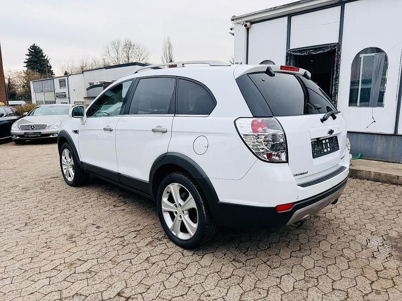 Gebraucht Chevrolet Captiva LTZ 184 PS (135 kW) 2012 Weiß SUV