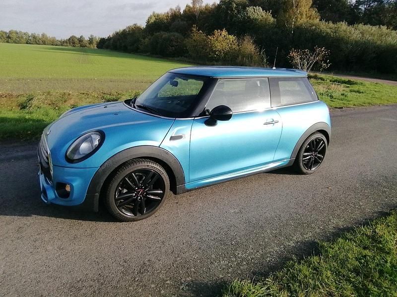 Blau Gebraucht 2017 Mini John Cooper Works Kleinwagen | 10.850 € - Bild 1/4