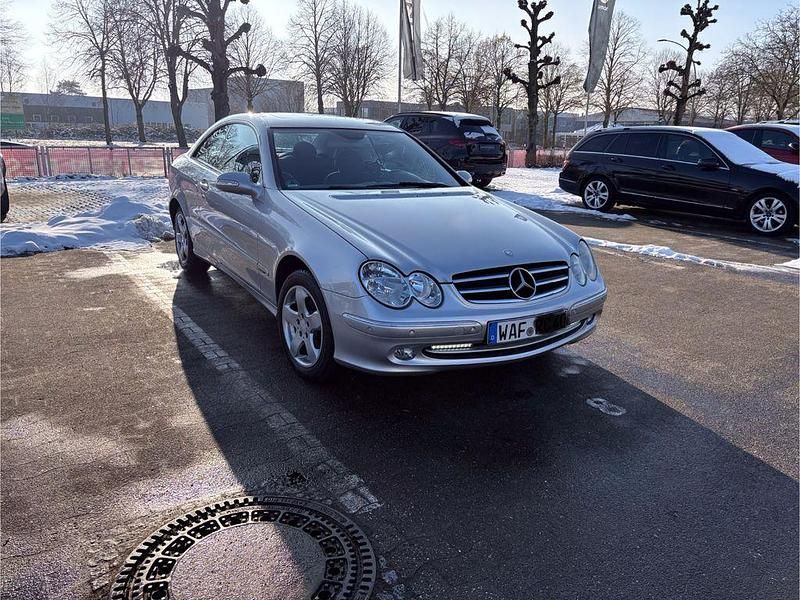 Gebraucht Mercedes CLK200 Avantgarde 163 PS (119 kW) 2004 Silber Coupé