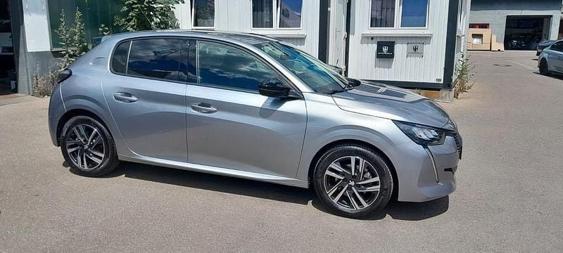 Gebraucht Peugeot 208 Allure 101 PS (74 kW) 2022 Grau Kleinwagen