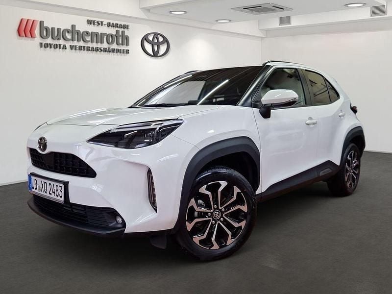Super white 2 Gebraucht 2025 Toyota Yaris Cross SUV | 29.700 € (Fairer Preis) - Bild 1/4