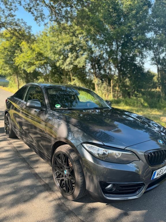 Gebraucht BMW 220 Sport Line 190 PS (139 kW) 2014 Grau Coupé