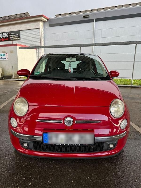 Rot Gebraucht 2007 Fiat 500 Lounge Kleinwagen | 2.200 € (Fairer Preis) - Bild 1/4