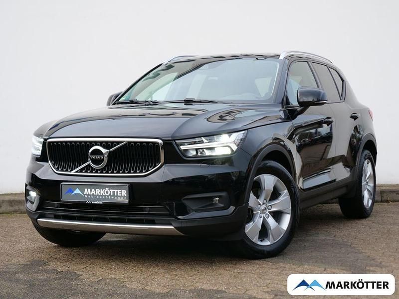 Schwarz Gebraucht 2020 Volvo XC40 Momentum SUV | 20.790 € (Fairer Preis) - Bild 1/4