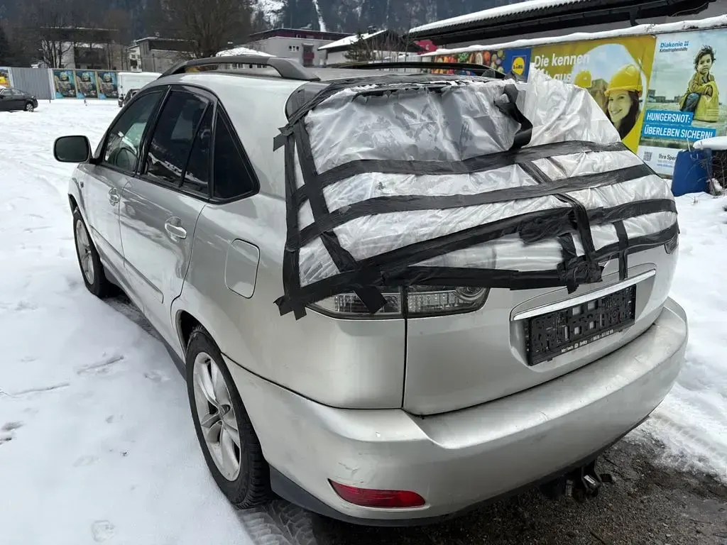 Second-hand Lexus RX300 204 CP (150 kW) 2005 Argintiu SUV