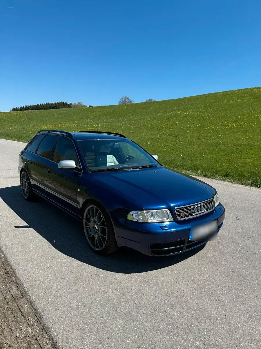 Gebraucht Audi S4 265 PS (194 kW) 1998 Blau Kombi