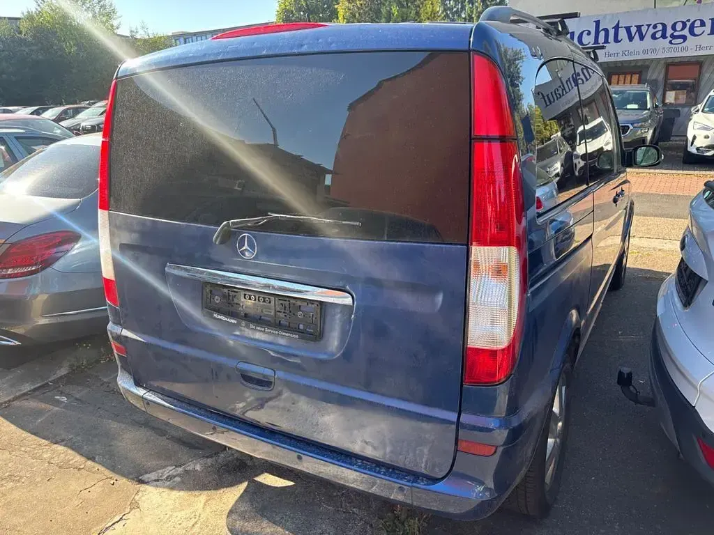 Gebraucht Mercedes Viano 150 PS (110 kW) 2006 Blau Van / Kleinbus