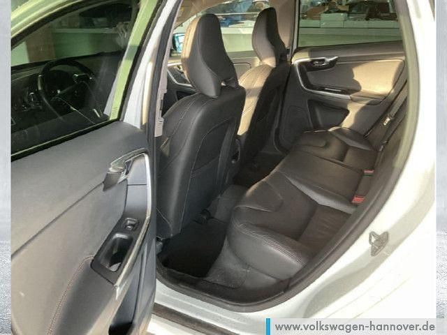 Gebraucht Volvo XC60 Summum 190 PS (139 kW) 2016 Weiß SUV