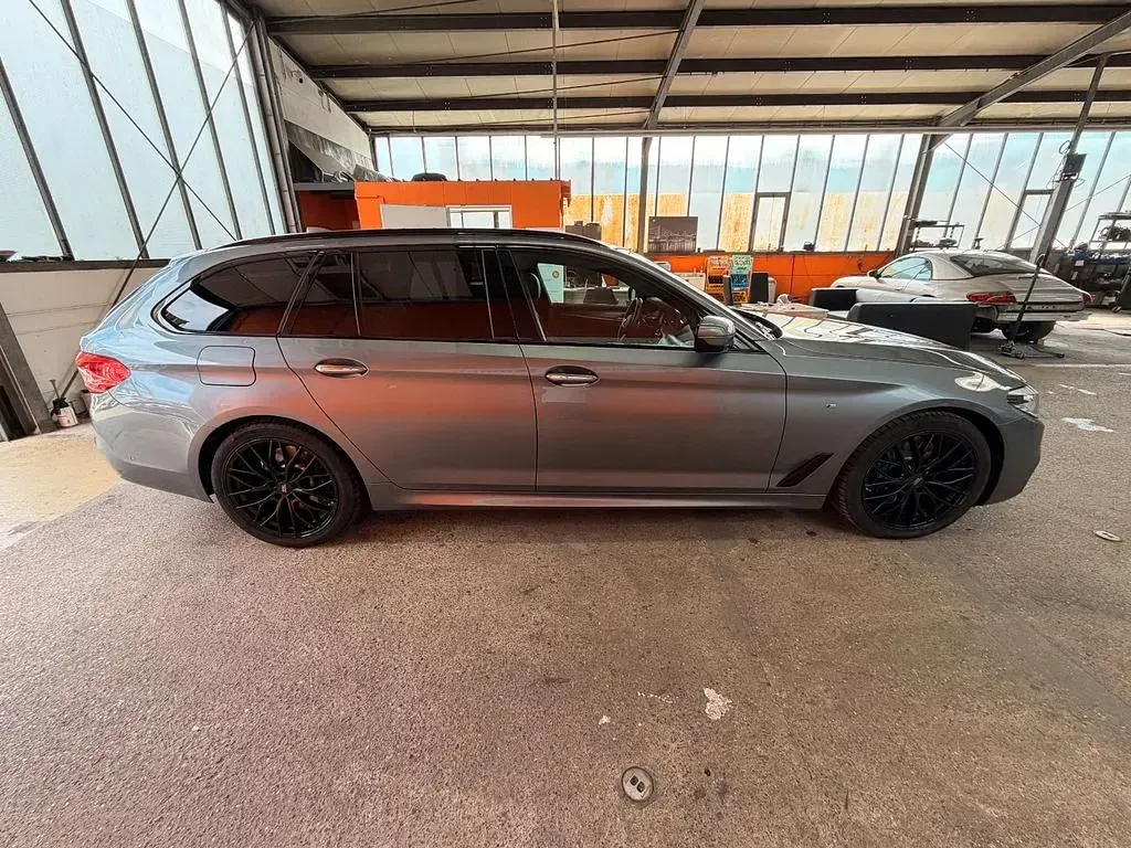 Gebraucht BMW 540 M Sport 320 PS (235 kW) 2018 Blau Kombi