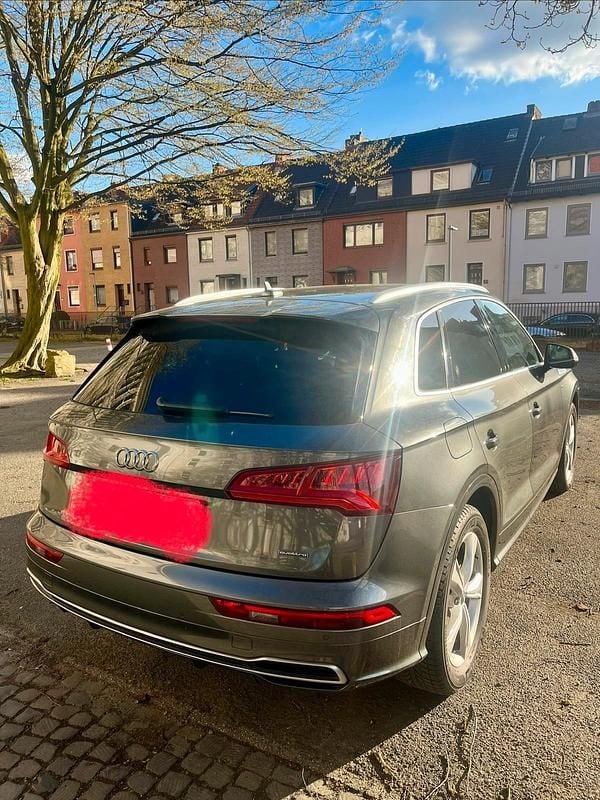 Gebraucht Audi Q5 S-Line 190 PS (139 kW) 2018 Grau SUV