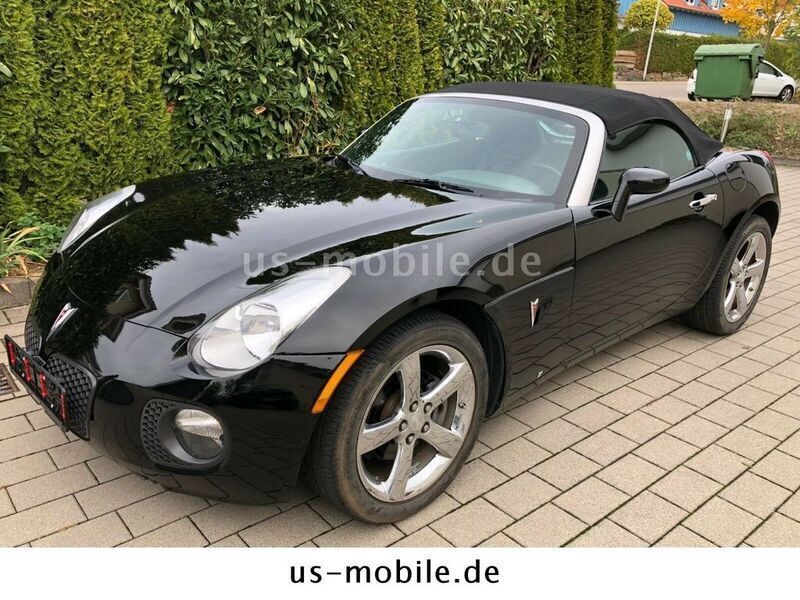 Schwarz Gebraucht 2007 Pontiac Solstice Cabrio | 14.000 € - Bild 1/4