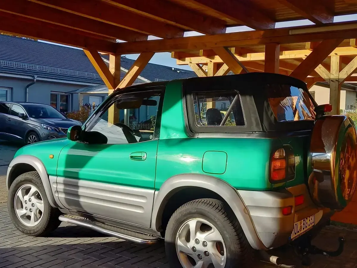 Gebraucht Toyota RAV4 128 PS (94 kW) 1999 Grün SUV