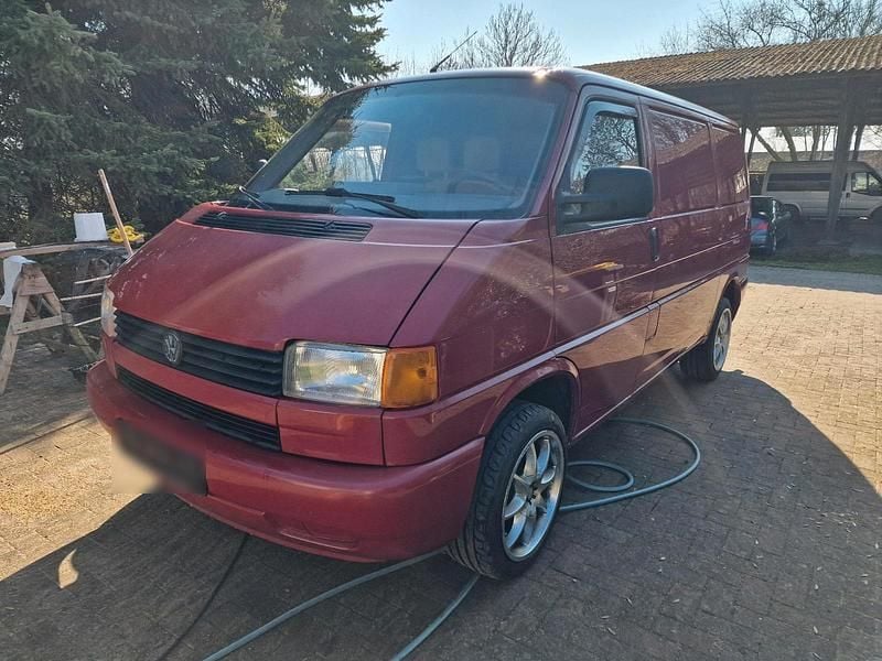 Gebraucht VW T4 60 PS (44 kW) 1994 Rot Van