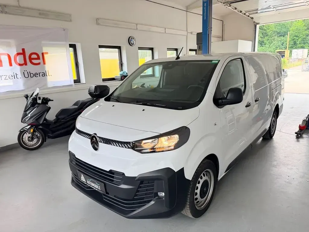 Gebraucht Citroën Jumpy 179 PS (131 kW) 2025 Weiß Van / Kleinbus