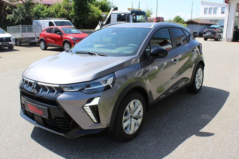 Neu Mitsubishi ASX Plus 94 PS (69 kW) 2025 Grau SUV