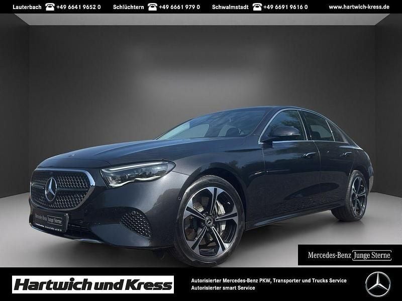 Grafitgrau lack Gebraucht 2024 Mercedes E300 Advanced Limousine | 55.790 € (Superpreis) - Bild 1/4