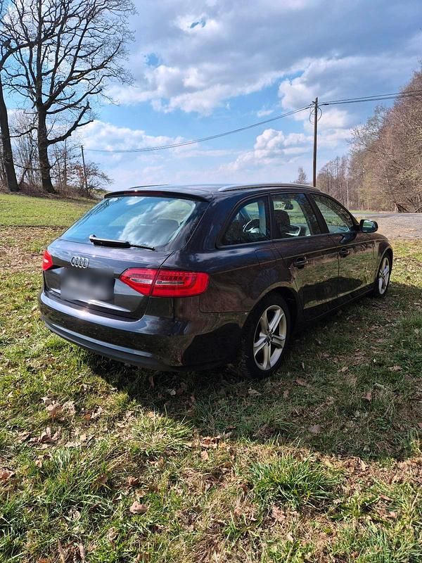 Gebraucht Audi A4 177 PS (130 kW) 2012 Grau Kombi