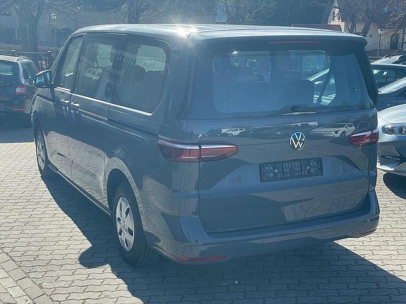 Neu VW Multivan 150 PS (110 kW) 2026 Grau Van