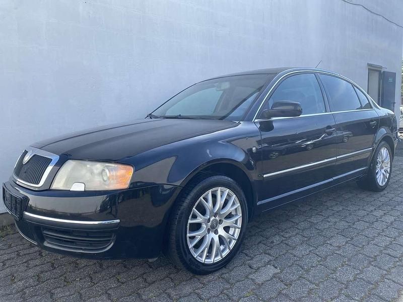 Schwarz Gebraucht 2002 Skoda Superb Limousine | 2.999 € (Etwas zu teuer) - Bild 1/4