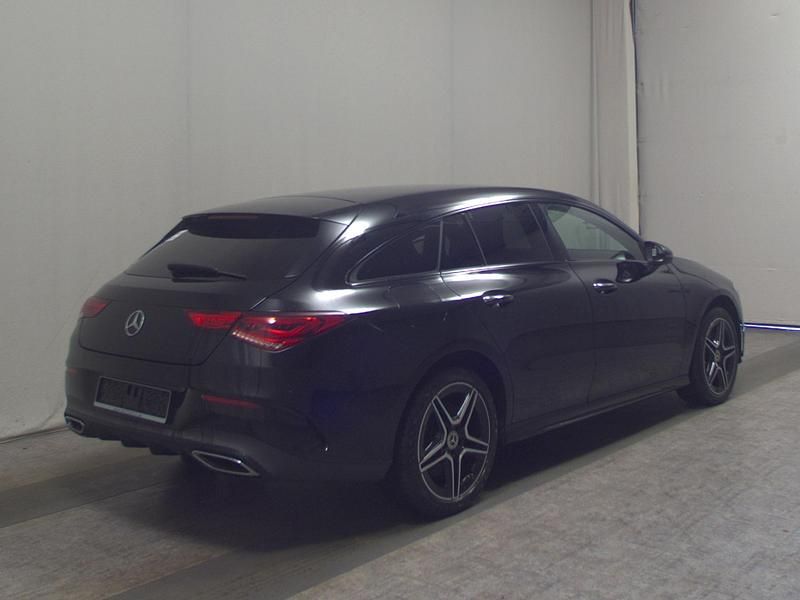Gebraucht Mercedes CLA250e Shooting Brake AMG line 218 PS (160 kW) 2022 Schwarz Kombi