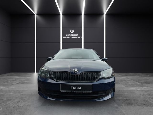 Blau Gebraucht 2016 Skoda Fabia Cool Edition Kleinwagen | 7.990 € (Fairer Preis) - Bild 1/4