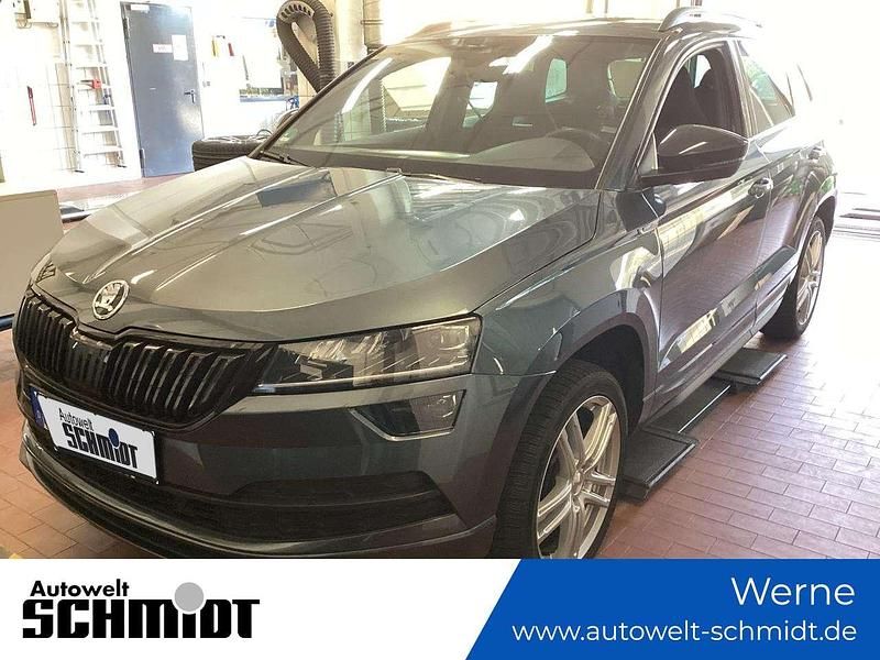 Quarzgrau metallic Gebraucht 2020 Skoda Karoq SportlinePlus SUV | 25.190 € (Fairer Preis) - Bild 1/1