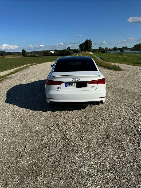 Gebraucht Audi S3 Sport 370 PS (272 kW) 2016 Weiß Limousine