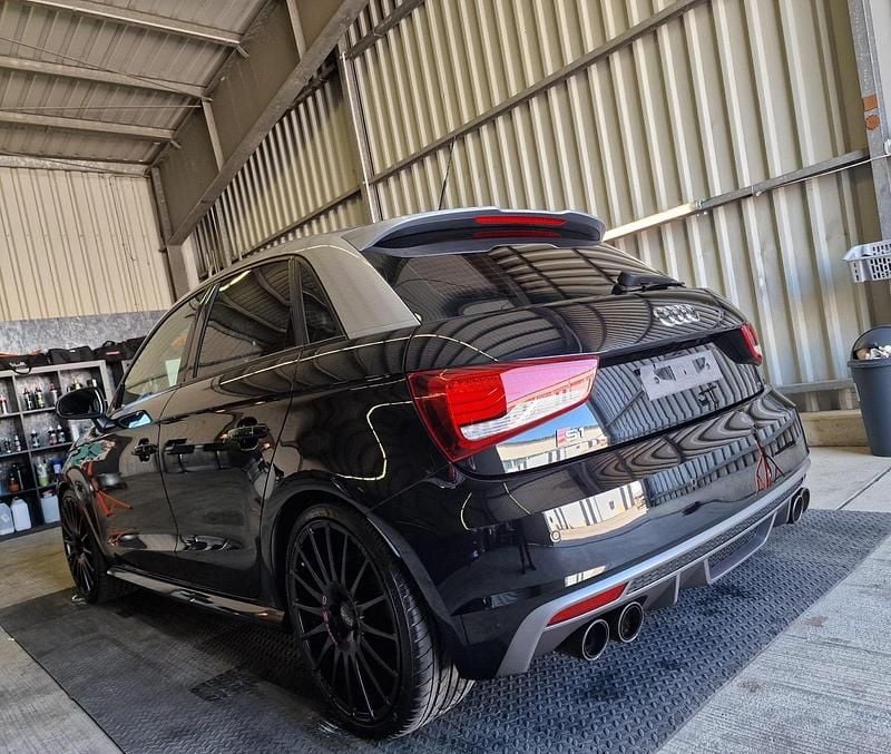 Schwarz Gebraucht 2014 Audi A1 Kleinwagen | 20.000 € - Bild 1/4