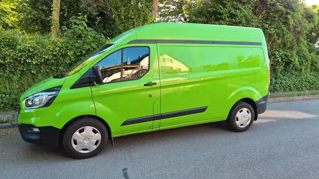 Gebraucht Ford Transit Custom 131 PS (96 kW) 2020 Grün Van / Kleinbus