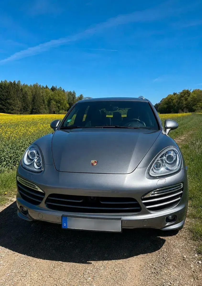 Gebraucht Porsche Cayenne S 400 PS (294 kW) 2011 Grau SUV
