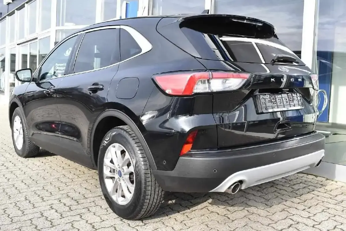 Second-hand Ford Kuga Titanium X 150 CP (110 kW) 2020 Negru SUV