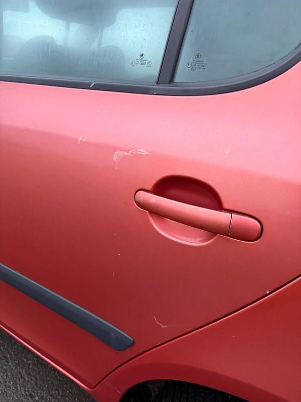 Gebraucht Skoda Fabia Ambiente 86 PS (63 kW) 2007 Rot Kleinwagen