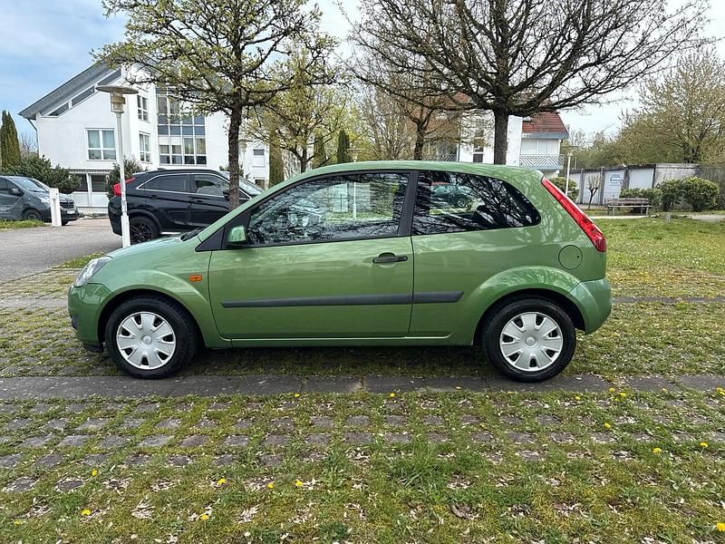 Gebraucht Ford Fiesta 80 PS (58 kW) 2007 Kleinwagen