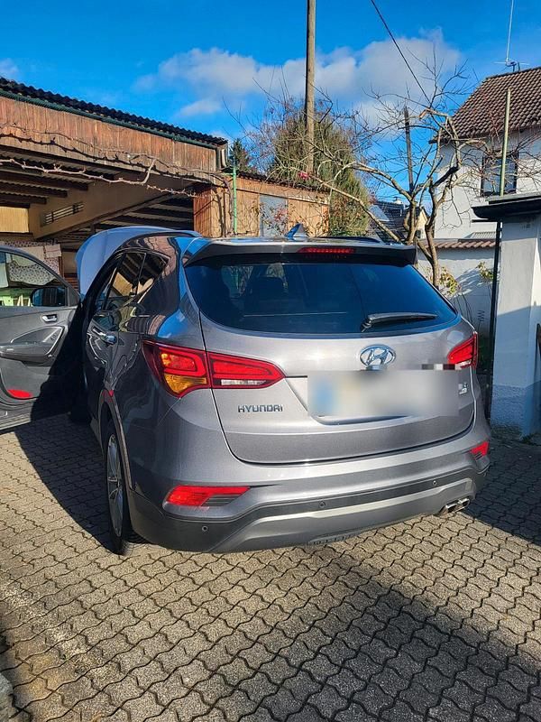 Gebraucht Hyundai Santa Fe Premium 203 PS (149 kW) 2017 Grün SUV