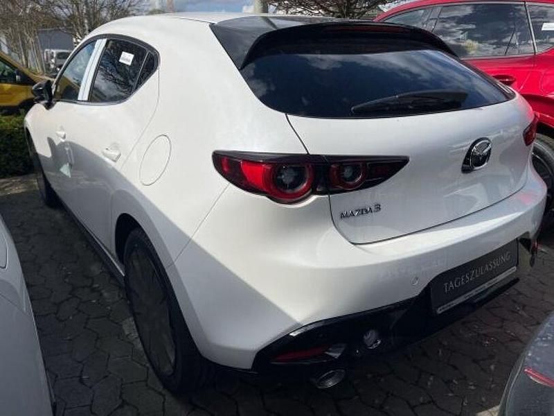 Neu Mazda 3 186 PS (136 kW) 2026 Weiss Limousine