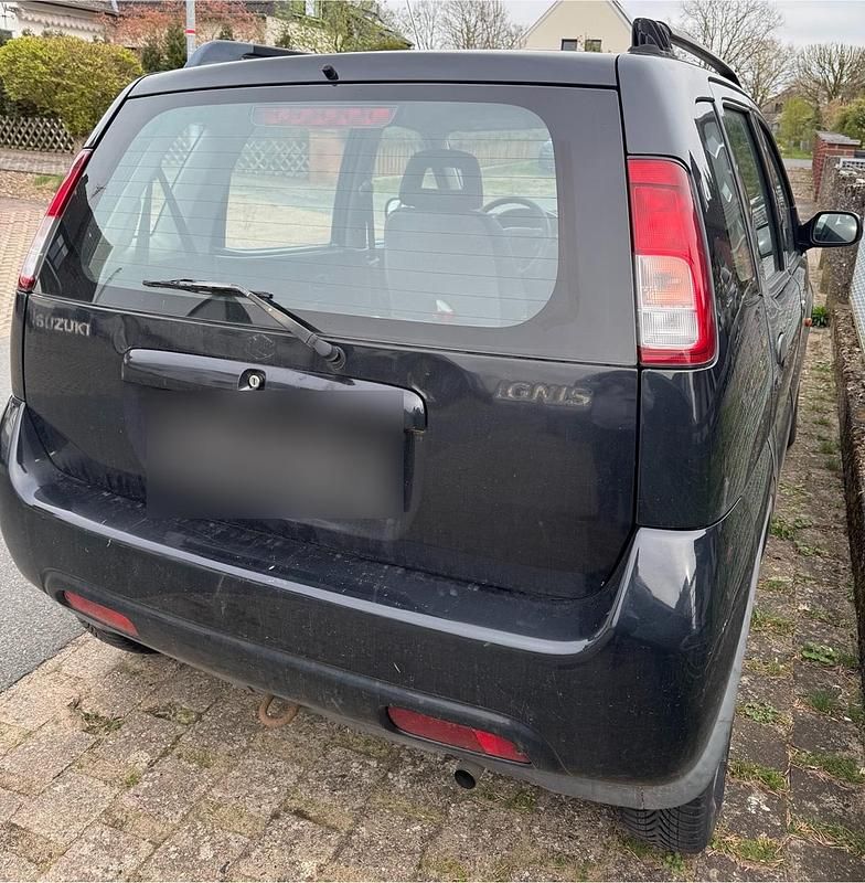 Second-hand Suzuki Ignis 2003 Negru Hatchback