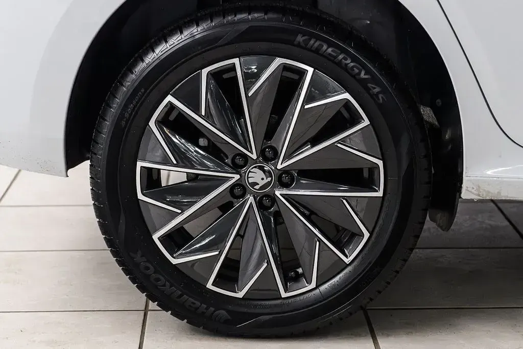 Gebraucht Skoda Kamiq Selection 116 PS (85 kW) 2025 Weiß SUV