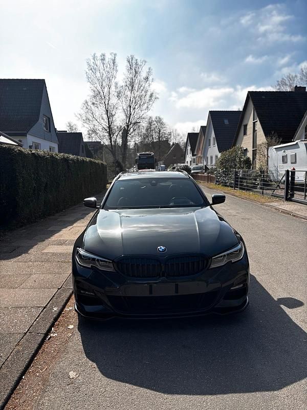 Gebraucht BMW 330 286 PS (210 kW) 2021 Grau Kombi