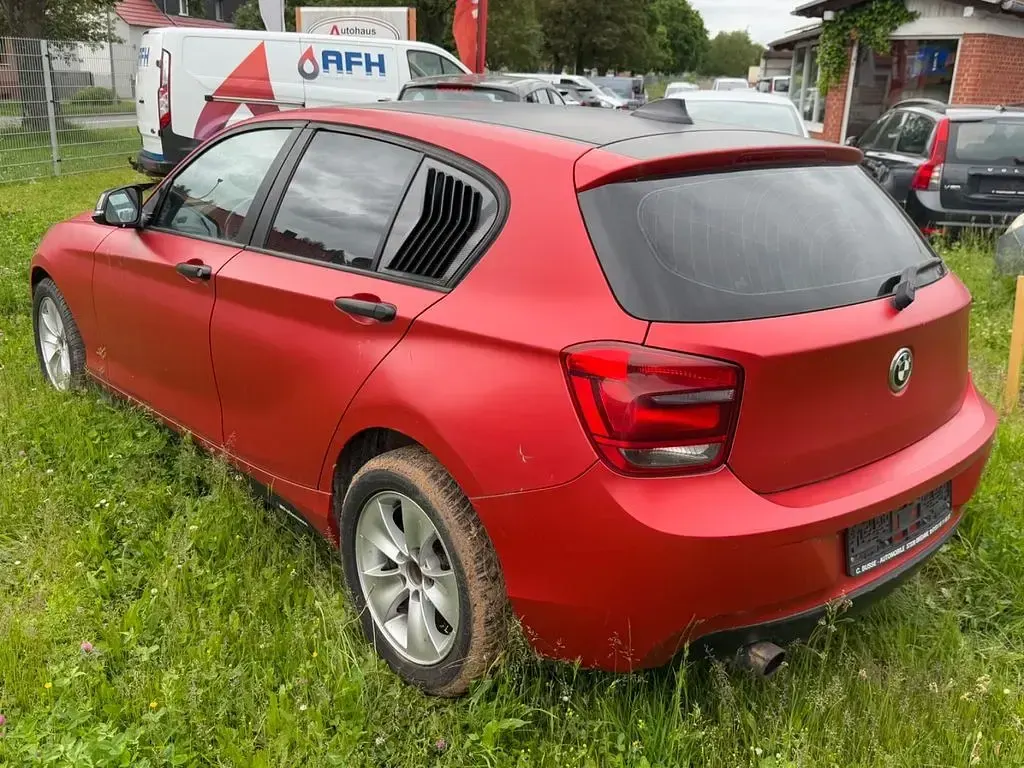 Gebraucht BMW 114 102 PS (75 kW) 2013 Blau Kleinwagen