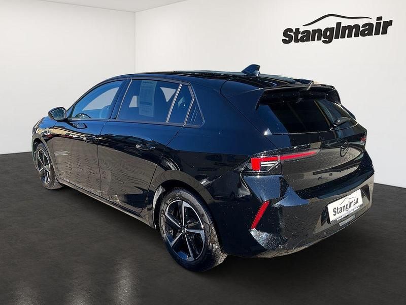 Gebraucht Opel Astra 131 PS (96 kW) 2024 Limousine