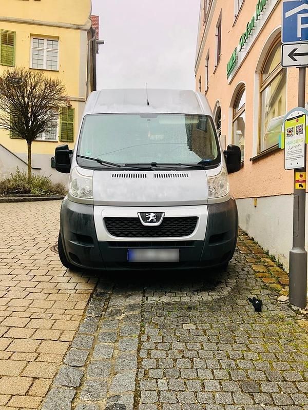 Gebraucht Peugeot Boxer 135 PS (99 kW) 2012 Grau Van
