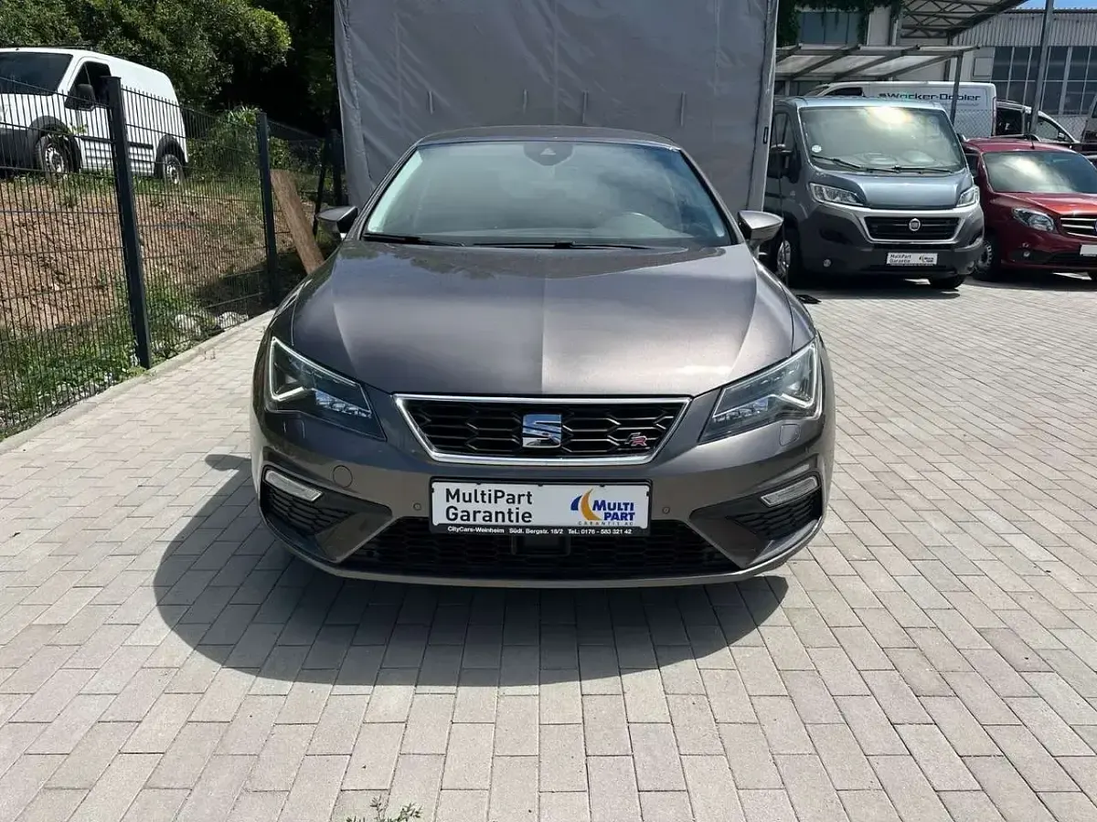 Gebraucht Seat Leon FR 150 PS (110 kW) 2017 Technic grey Limousine