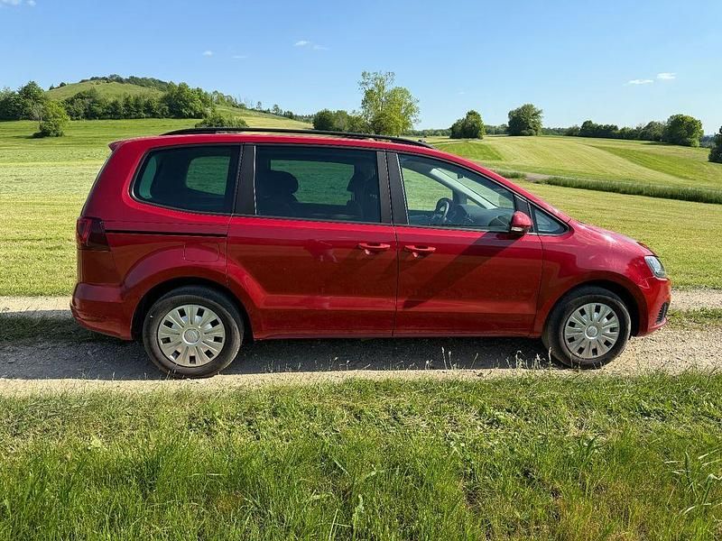 Rot Gebraucht 2016 Seat Alhambra Ecomotive Van / Kleinbus | 14.999 € (Guter Preis) - Bild 1/4