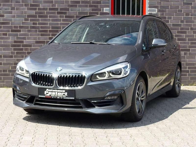 Mineralgrau Gebraucht 2020 BMW 220 SUV | 22.950 € (Guter Preis) - Bild 1/4