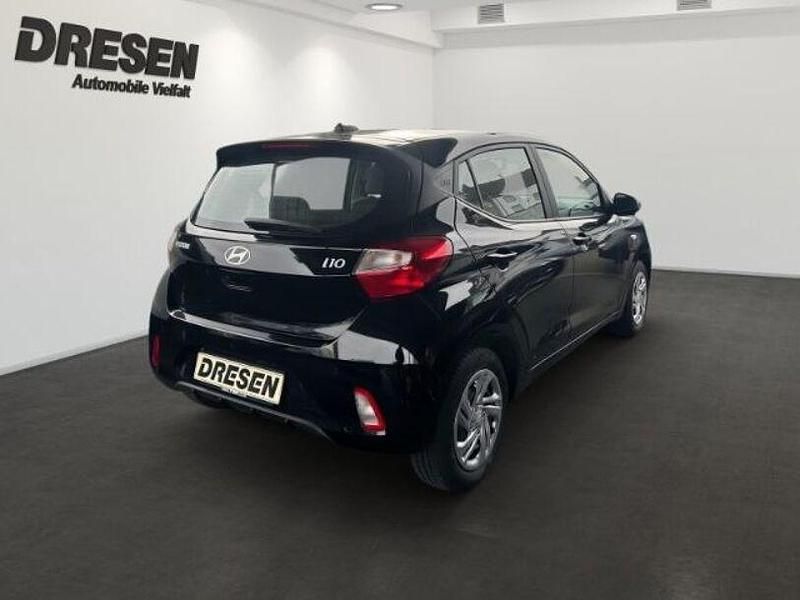 Gebraucht Hyundai i10 Select 63 PS (46 kW) 2025 Schwarz Kleinwagen