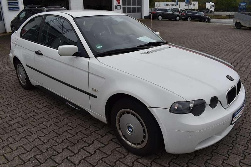 Gebraucht BMW 316 116 PS (85 kW) 2003 Weiß Limousine