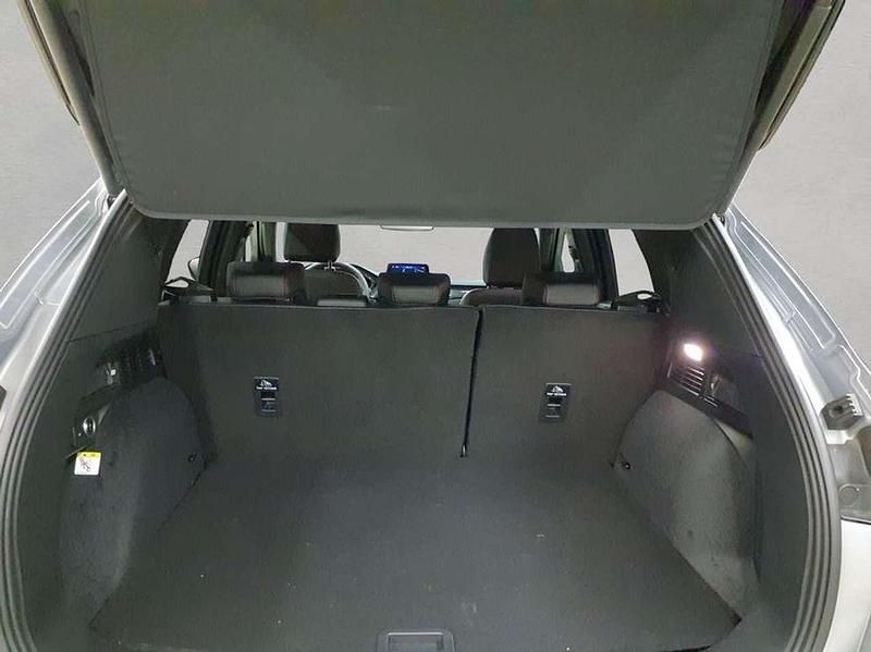 Gebraucht Ford Kuga ST-Line X 151 PS (111 kW) 2024 Solar silver metallic SUV