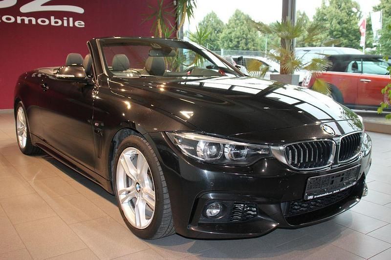 Black sapphire metallic Gebraucht 2017 BMW 430 Cabriolet M Sport Cabrio | 23.000 € (Fairer Preis) - Bild 1/4